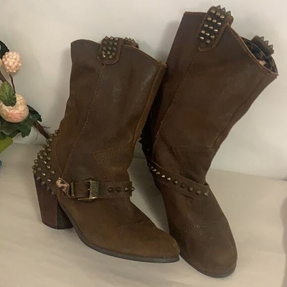 BESTY JOHNSON YENDELL LEATHER SPIKED STUDDED WESTERN BOOTS SIZE 8 - Picture 2 of 7